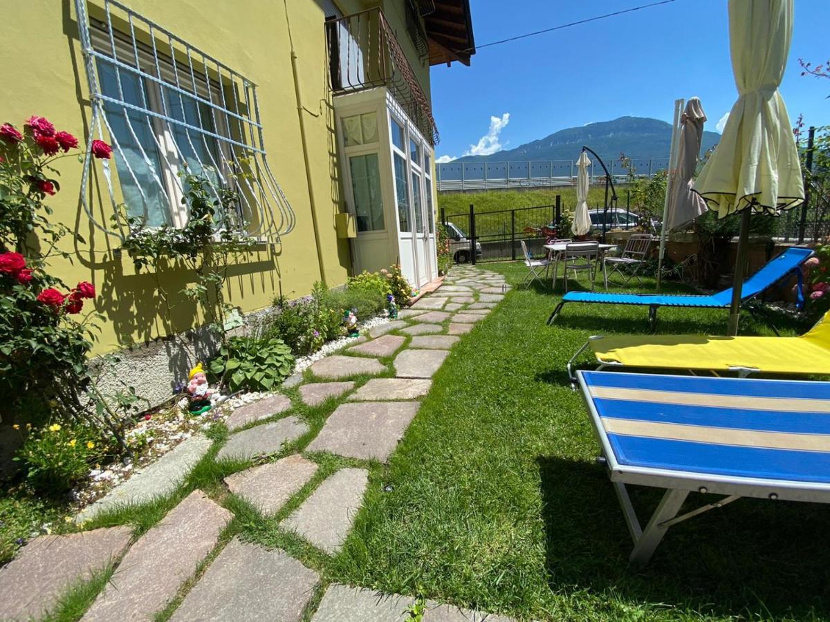 Appartement La Rondine à Trente Extérieur photo